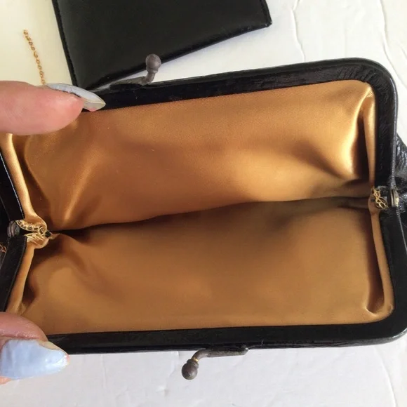 VINTAGE 40’s KORET X SAKS FIFTH AVENUE COIN PURSE AND MIRROR - Picture 12 of 13